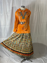 Load image into Gallery viewer, Navajo Traditional Pleated Round Collar Outfit
